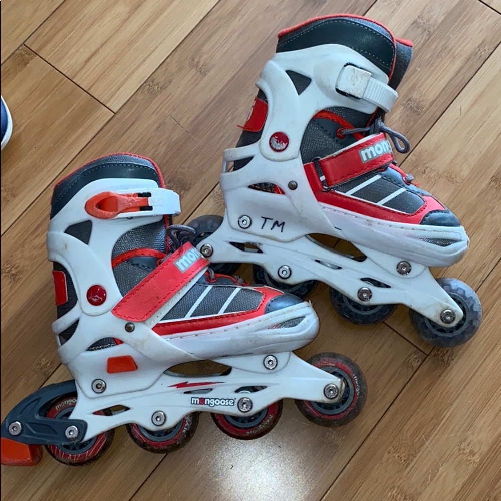 Kids rollerblades